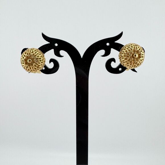 Vintage Ball Filigree Earrings Monet Clip On Glamour Gatsby Timeless Retro - Picture 2 of 6